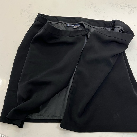 Laura Scott Classic Black Mini Skirt - Picture 1 of 7